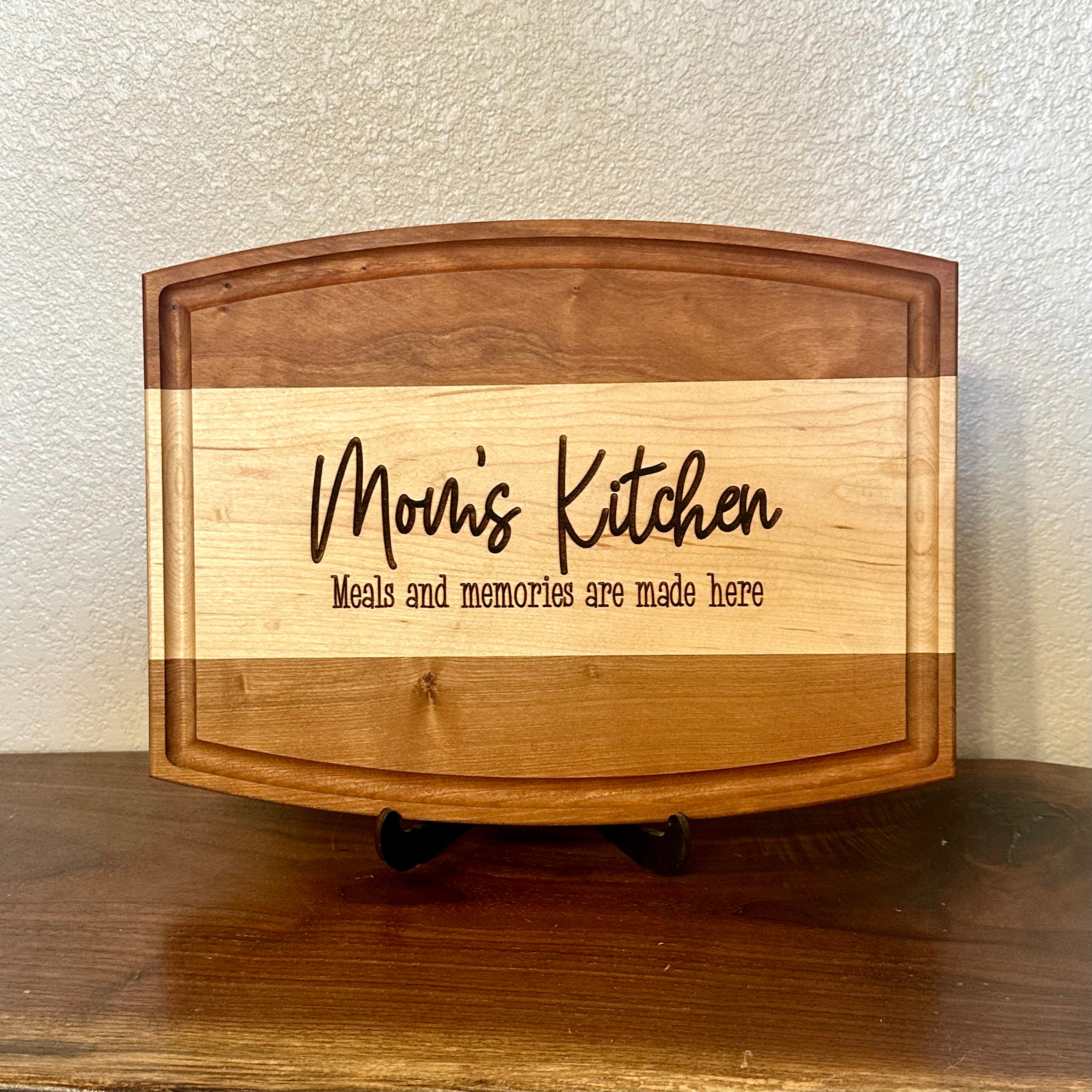 Cutting Board for Mom - D38 – Texas Engraved